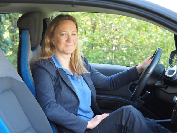 Ute Teufelberger_BEOE_E-Auto_(c) EVN